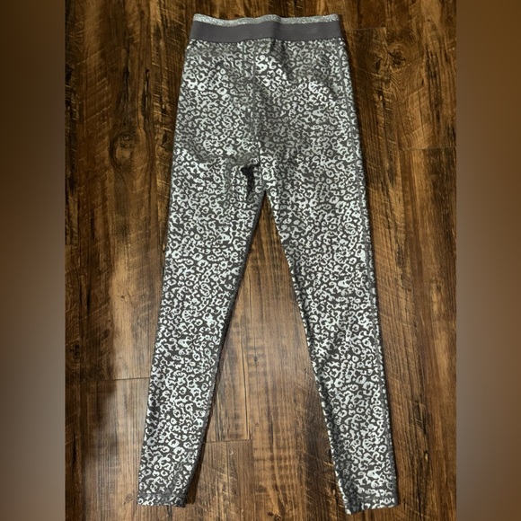 Mono B silver leopard print leggings - Picture 2 of 3